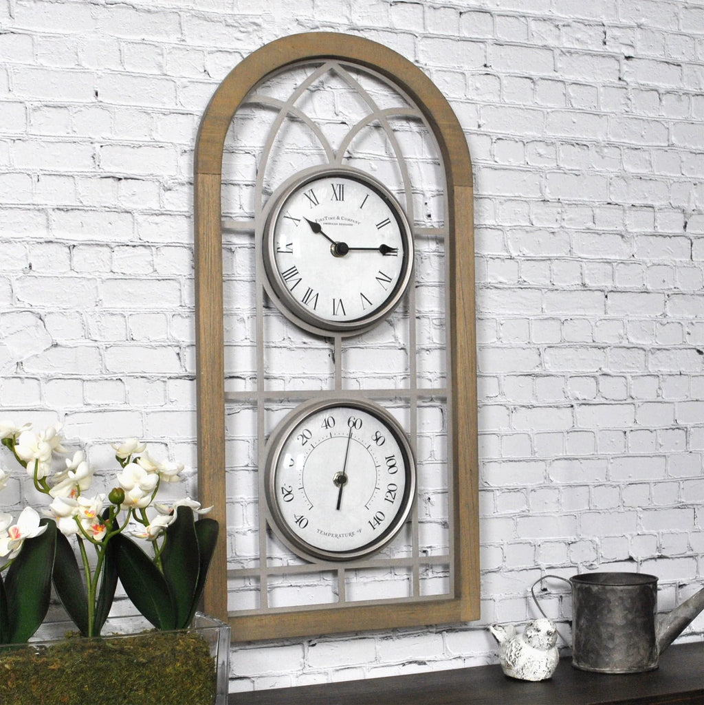 Horloge d'extérieur arche style ferme FirsTime & Co.(R) marron, style ferme, analogique, 10 x 2 x 20 po