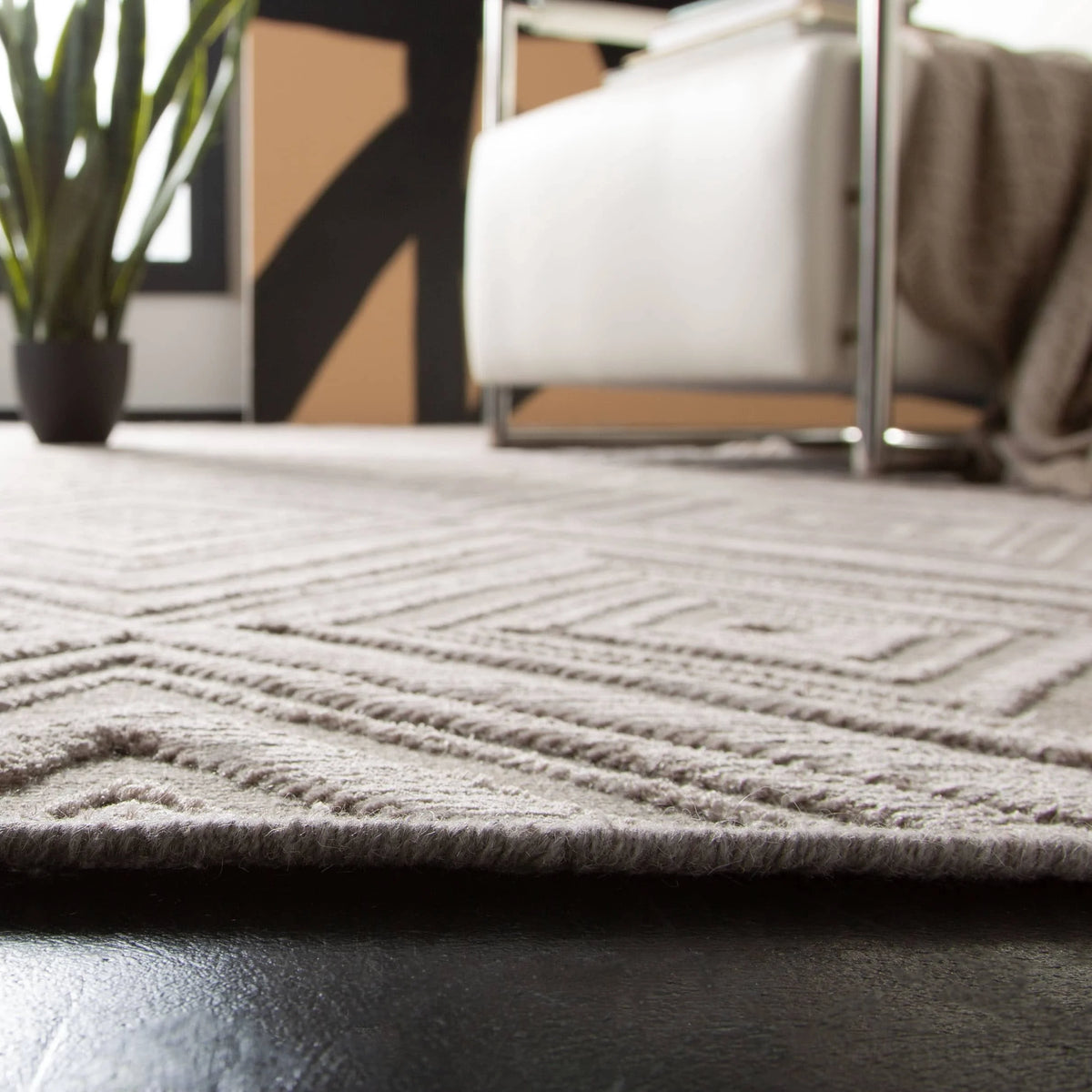 SAFAVIEH Mirage Frona Geometric Area Rug, Grey, 6' x 9'