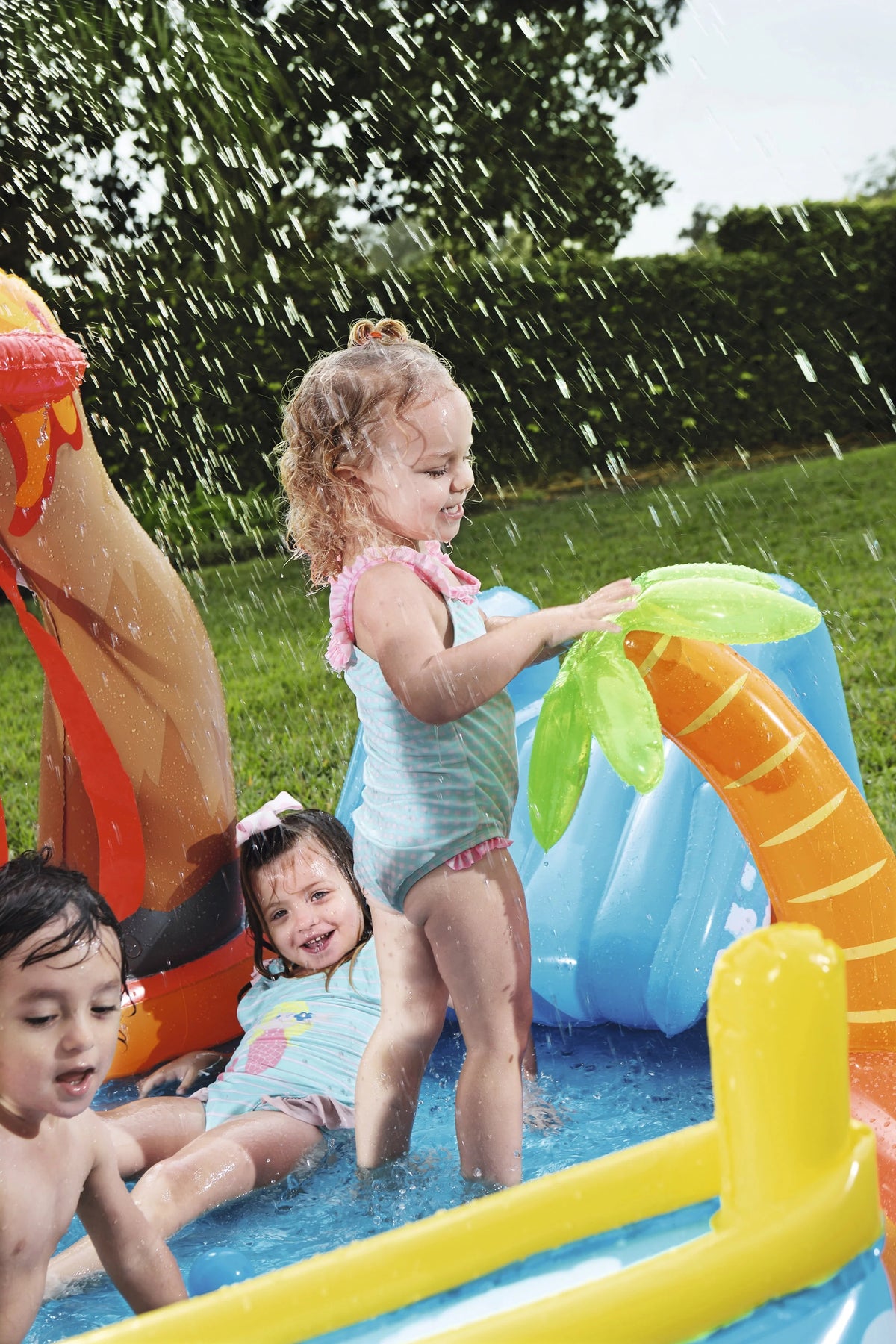 Bestway - H2OGO! 104 in. x 104 in. x 41 in. Lava Lagoon Play Center