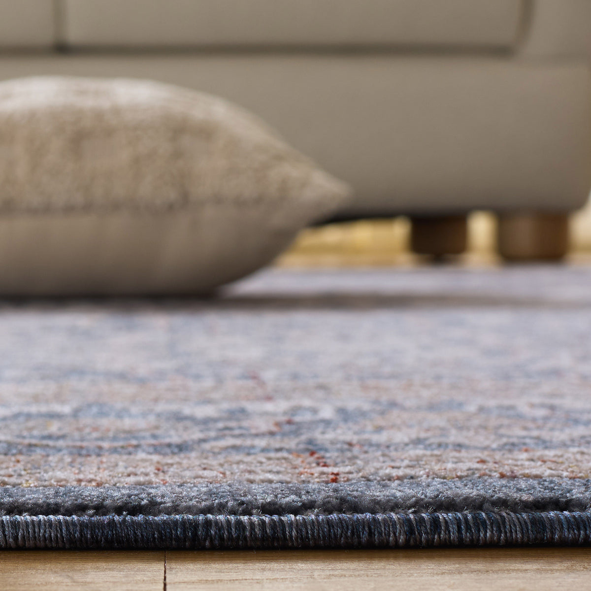 Safavieh Sutton Area Rug, Navy Beige, 6' x 9'