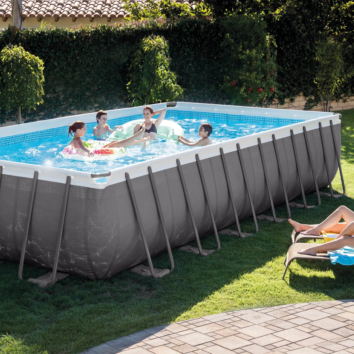 Piscine hors-sol Intex Ultra XTR 7,32 x 3,66 x 1,32 m, lot de 2 bouées et glacière