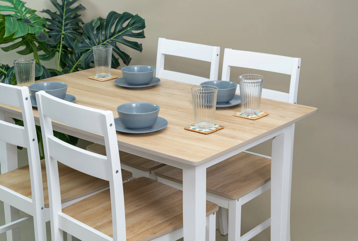 Ensemble de salle à manger 5 pièces Mainstays, 1 table et 4 chaises, blanc, MDF et bois d'hévéa, intérieur, table de 46 po L x 29 po l x 30 po H
