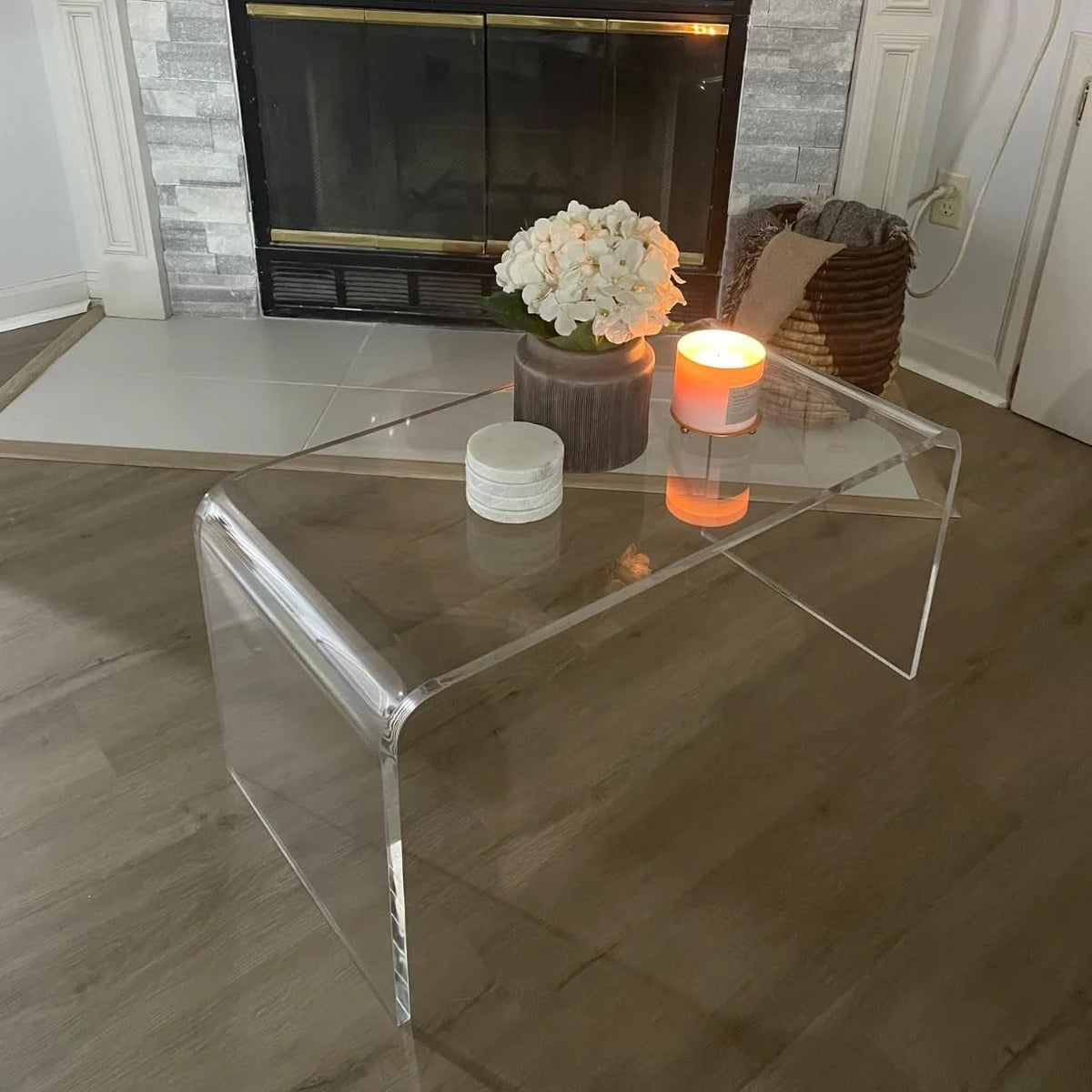 Ageszoe Coffee Table with Storage Shelf,Acrylic Modern Clear End Table,Kid's Table for Livingroom, 32"L x 16"W x 16"H"